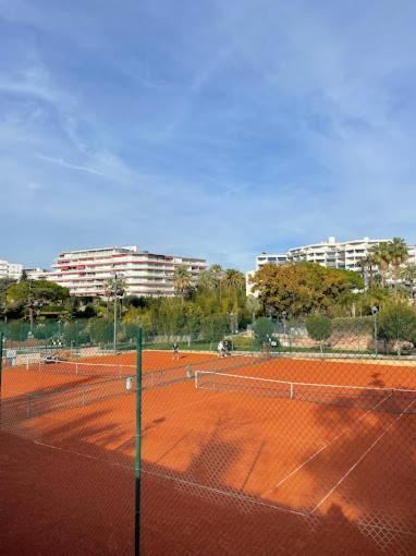 Agréable T2 proche plage et centre ville Cannes Extérieur photo